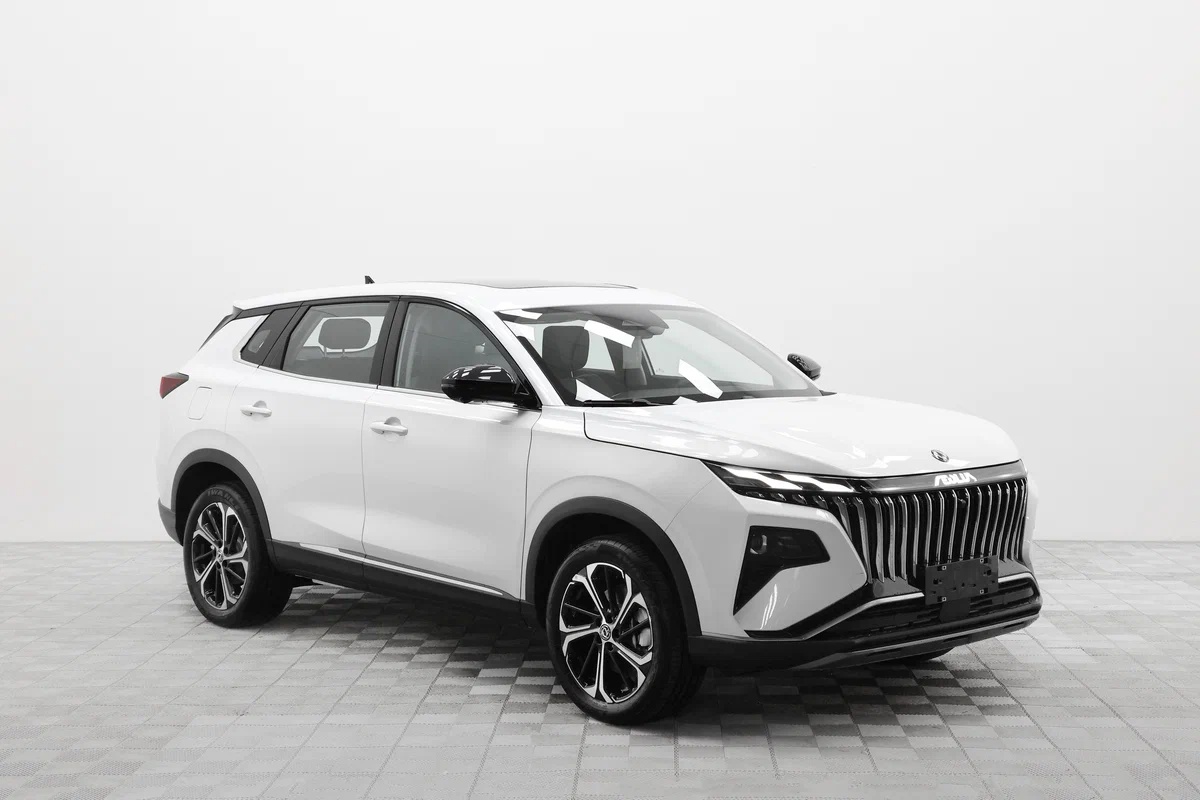 Dongfeng Huge - Изображение №2